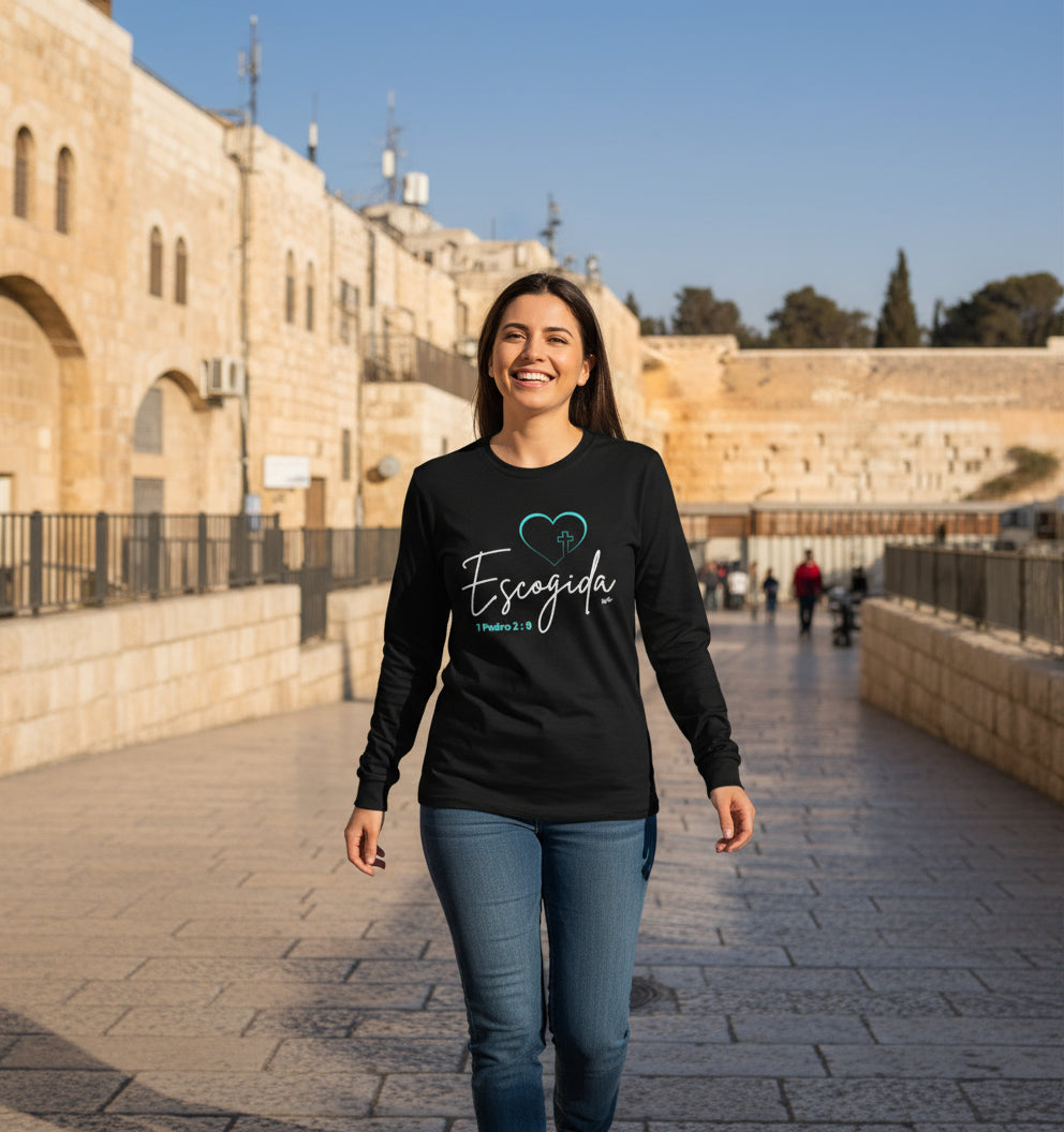 Escogida Long Sleeve T-Shirt