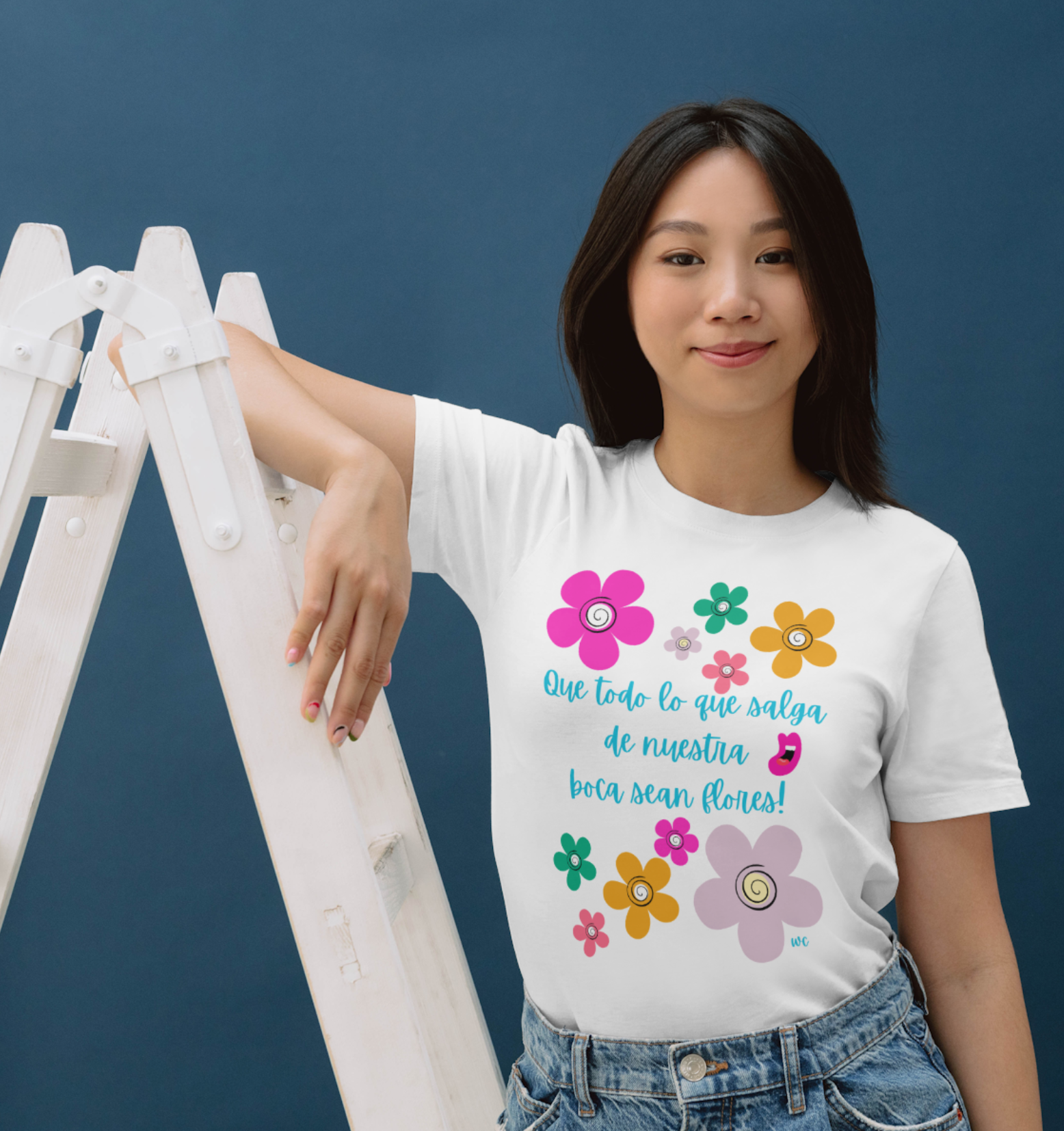 Que todo lo que salga de nuestra boca sean flores T-Shirt