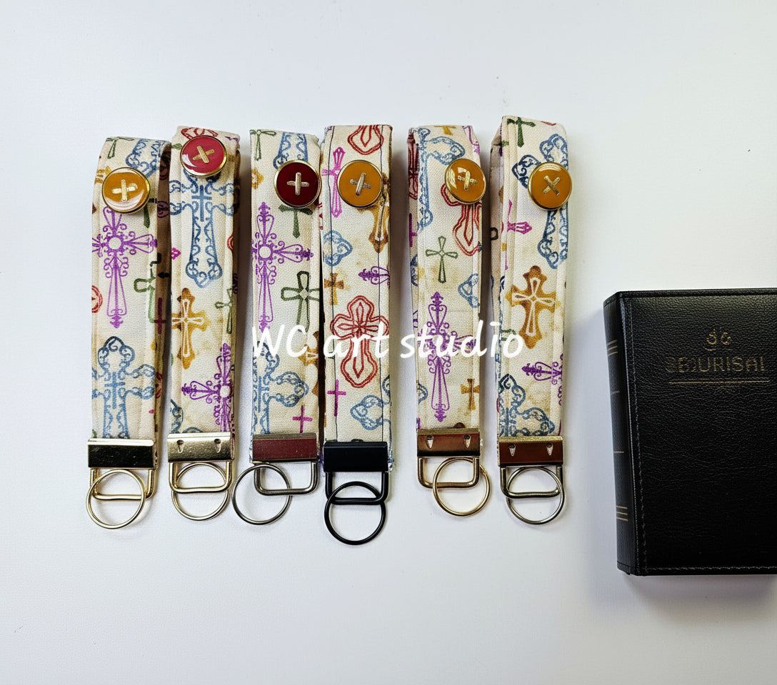 LLAVERO PULSERA EN TELA HANDMADE SURTIDO