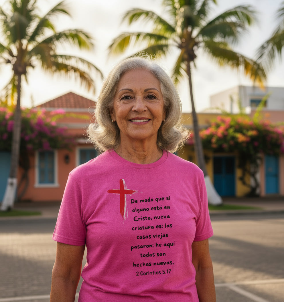 De modo que si alguno esta en Cristo nueva Criatura es. T-Shirt